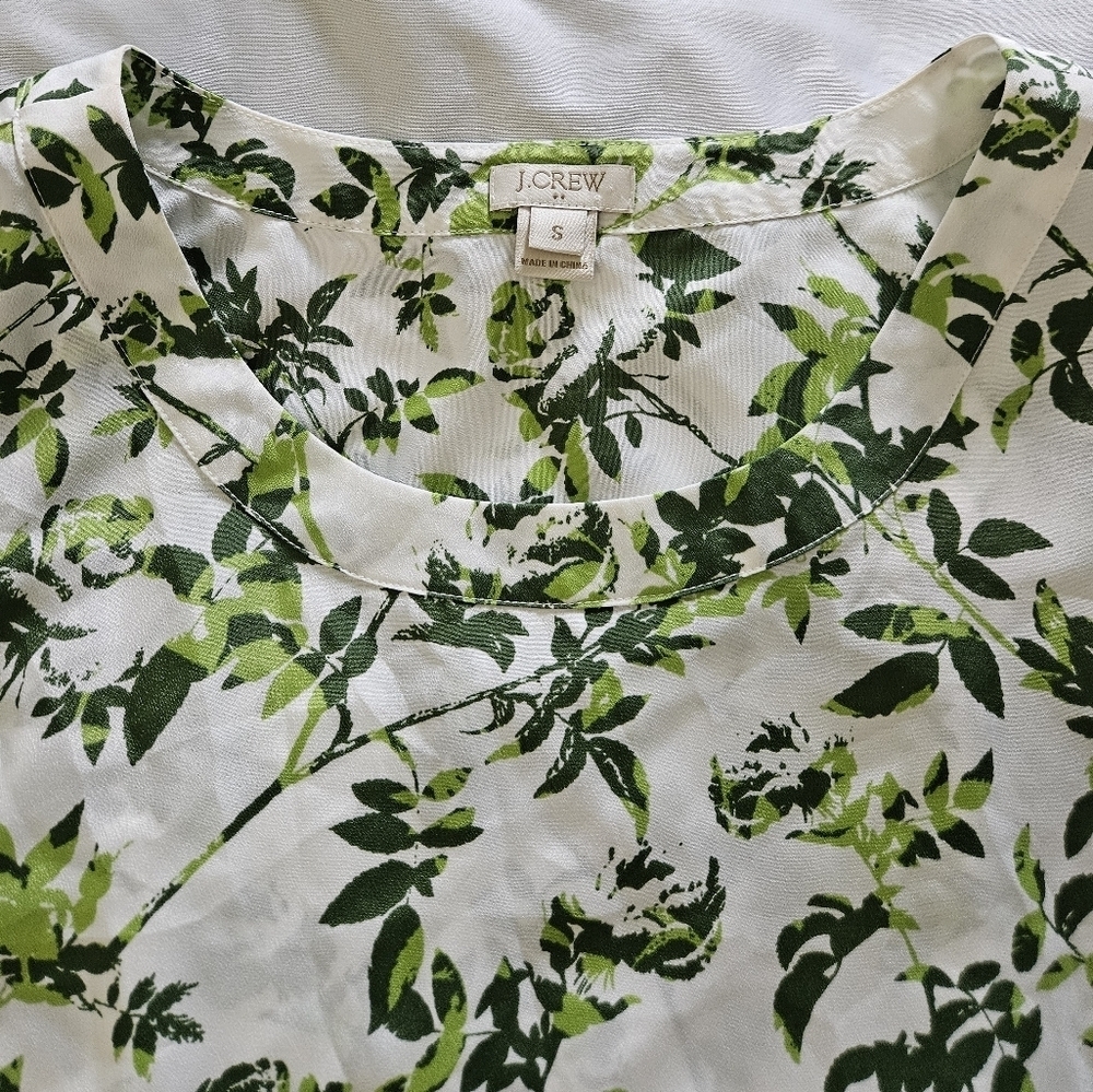 J.Crew Women's Leaf Patterned Sleeveless Top in Green and White Size S - Picture 4 of 7